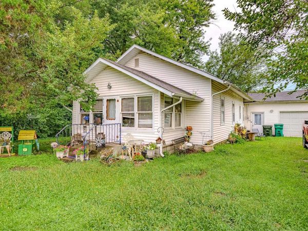 404 N Meadow Street, Otterbein, IN 47970