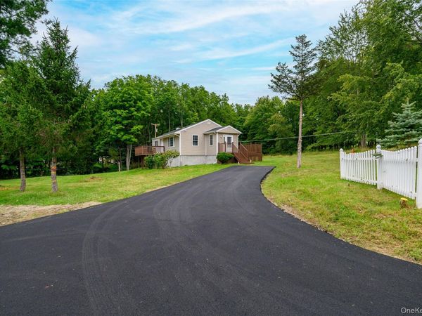 20 Townsend Extension, Poughquag, NY 12540