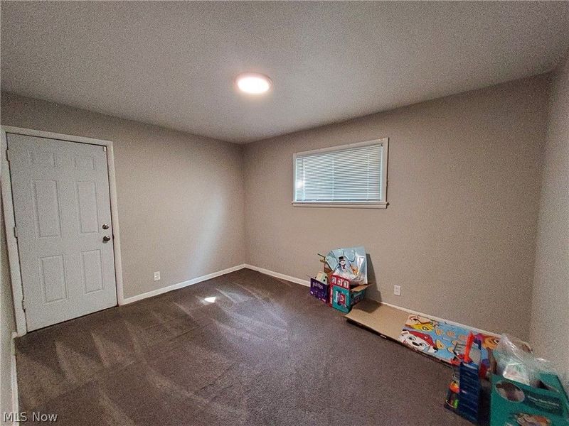 4113 Stonehaven Road, Cleveland, OH 44121 Photo 12