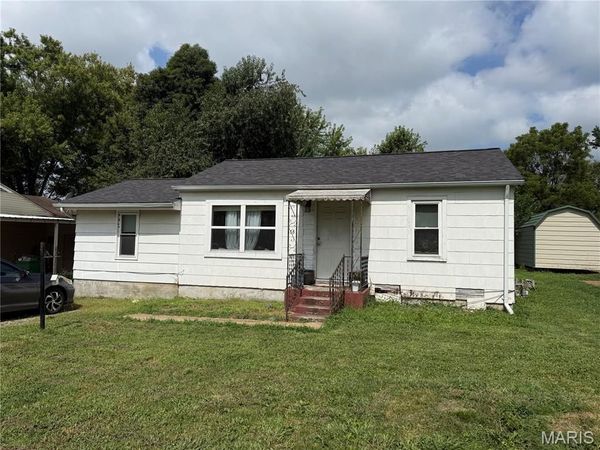 316 Lincoln Dr , Fredericktown, MO 63645