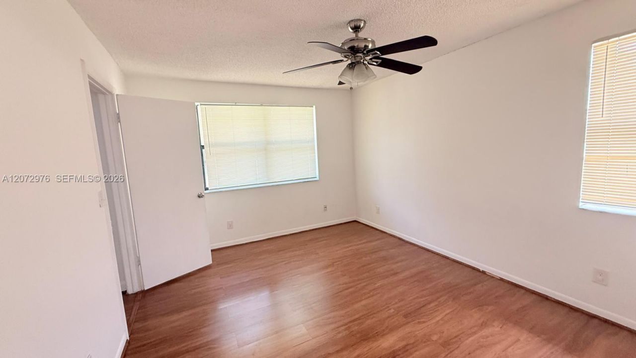 10361 NW 11th St , Unit 203, Pembroke Pines, FL 33026 Photo
