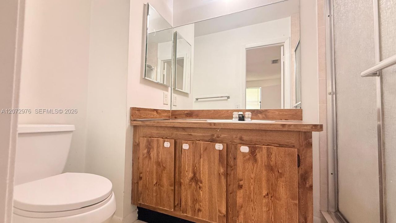10361 NW 11th St , Unit 203, Pembroke Pines, FL 33026 Photo