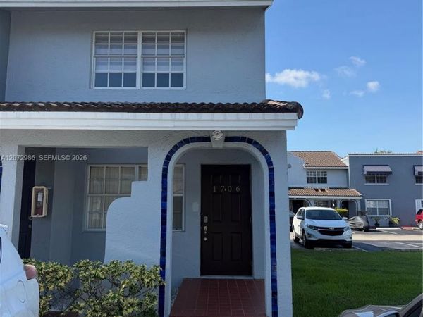 7040 NW 173rd Dr, Unit 1706, Hialeah, FL 33015