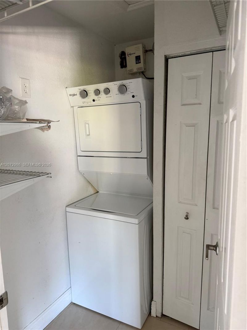 7040 NW 173rd Dr, Unit 1706, Hialeah, FL 33015 Photo