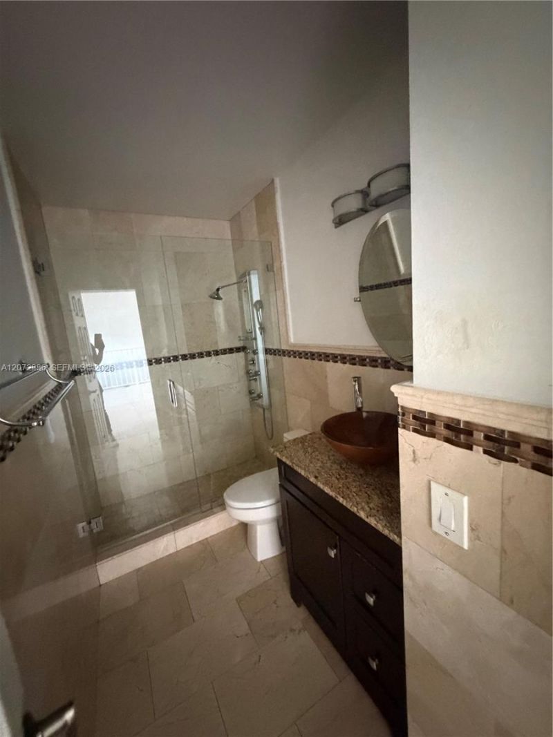 7040 NW 173rd Dr, Unit 1706, Hialeah, FL 33015 Photo
