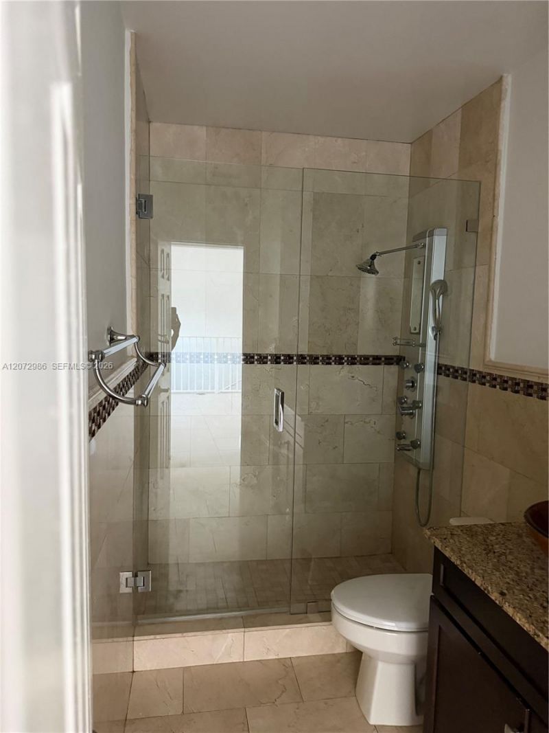 7040 NW 173rd Dr, Unit 1706, Hialeah, FL 33015 Photo