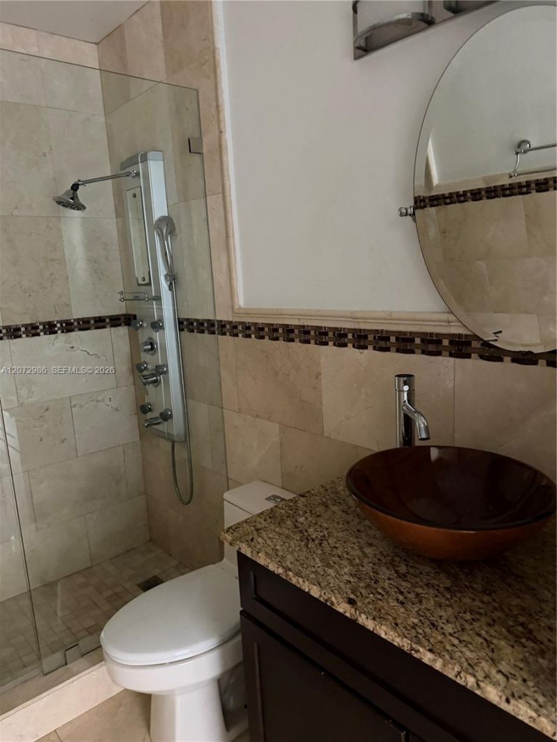 7040 NW 173rd Dr, Unit 1706, Hialeah, FL 33015 Photo