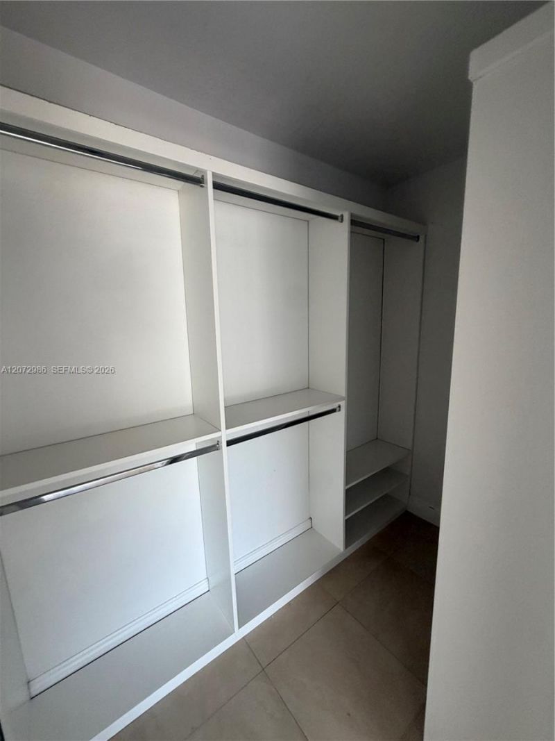 7040 NW 173rd Dr, Unit 1706, Hialeah, FL 33015 Photo