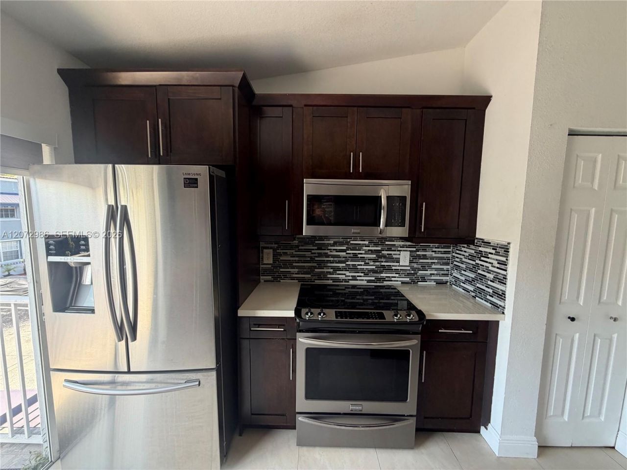 7040 NW 173rd Dr, Unit 1706, Hialeah, FL 33015 Photo