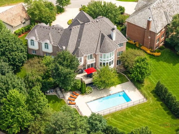 151 Palmer Circle , Vernon Hills, IL 60061