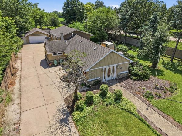 19709 W Schweitzer Road , Joliet, IL 60436