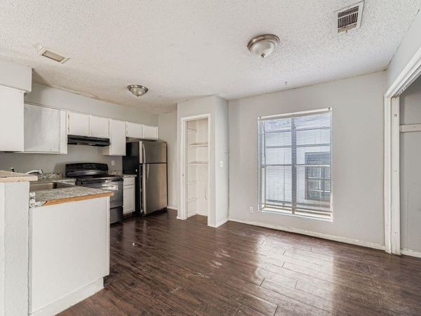 10100 Brownie DR, Unit B, Austin, TX 78753