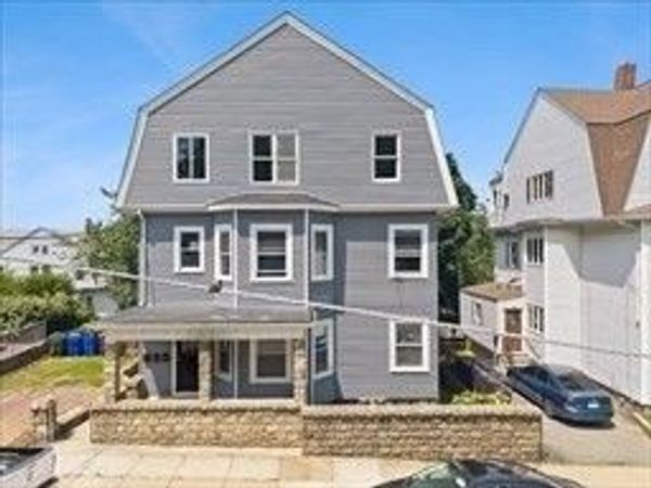 154 Barnaby St, Fall River, MA 02720