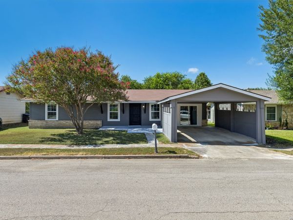 5530 Prairie Flower, San Antonio, TX 78242