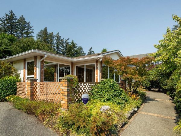 7436 East Saanich Rd, Central Saanich, BC V8M 1W2