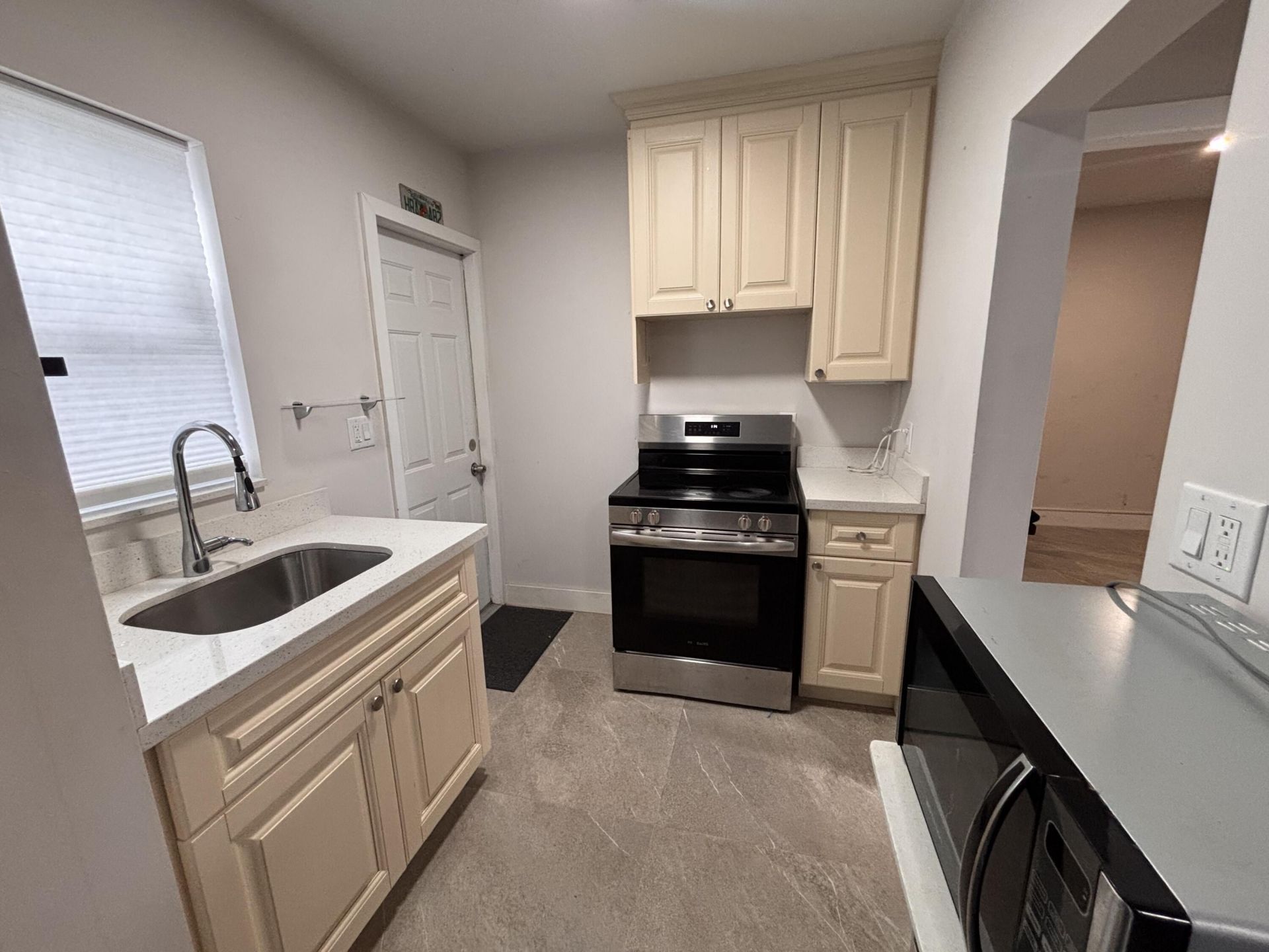 413 S Ocean Boulevard, Unit 4, Pompano Beach, FL 33062 Photo