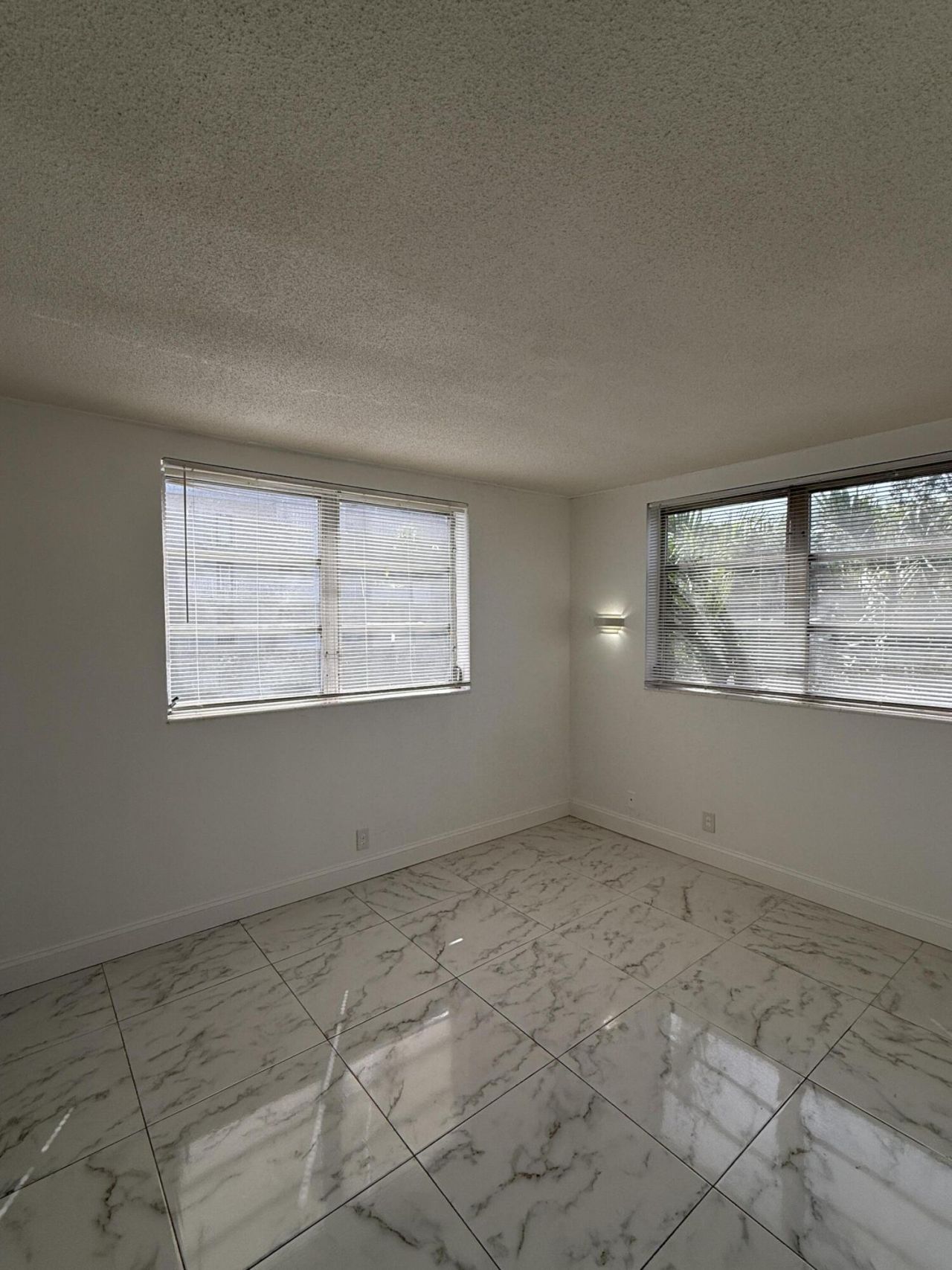 2861 NW 47th Terrace, Unit 201A, Lauderdale Lakes, FL 33313 Photo