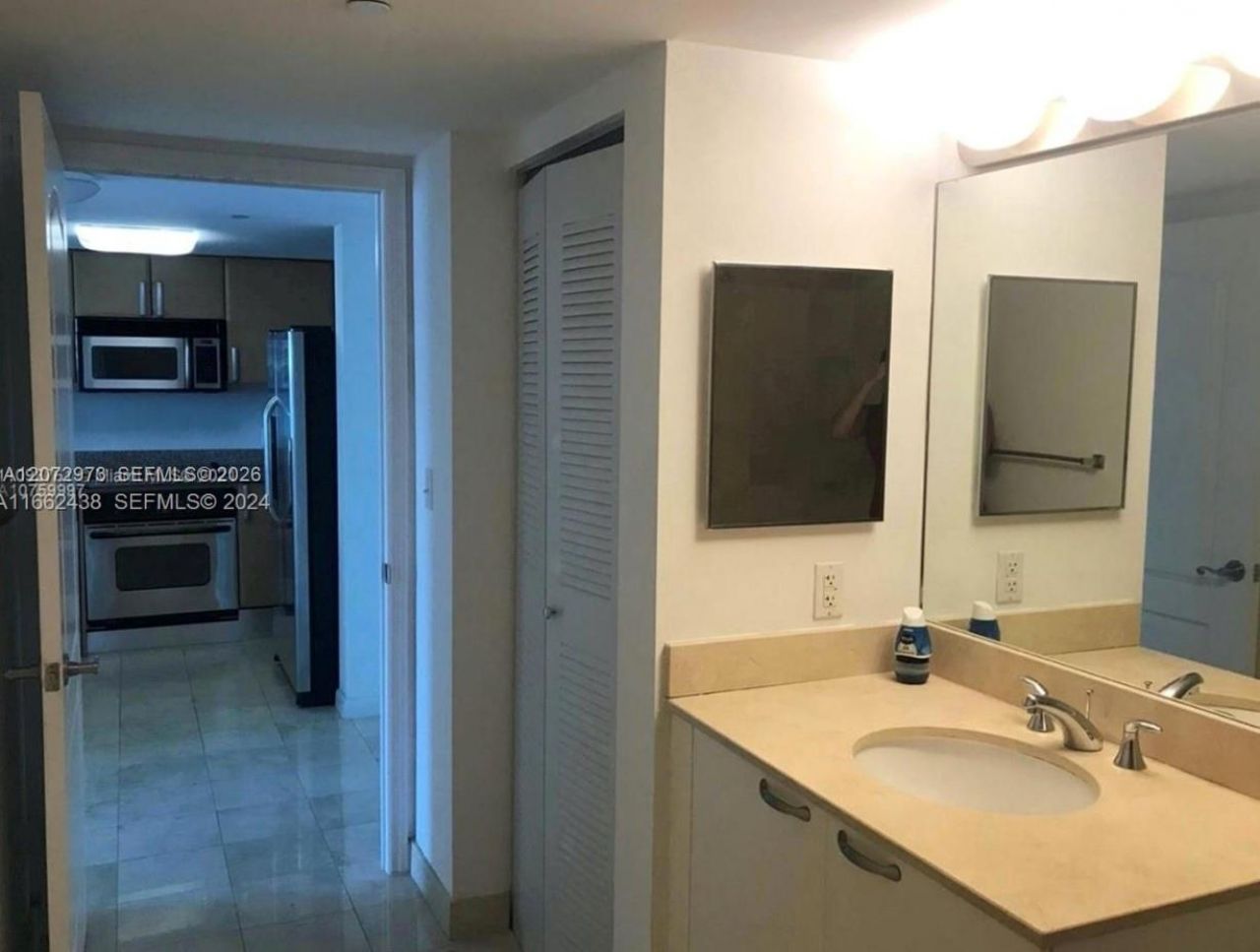 2101 Brickell Ave , Unit 1902, Miami, FL 33129 Photo