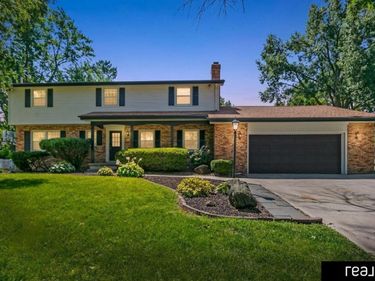9831 Grover Street, Omaha, NE 68124