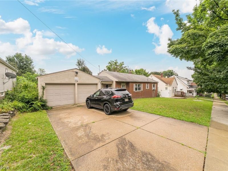 776 Jason Avenue, Akron, OH 44314 Photo 3