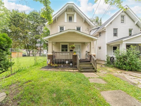 762 Garfield Street , Akron, OH 44310