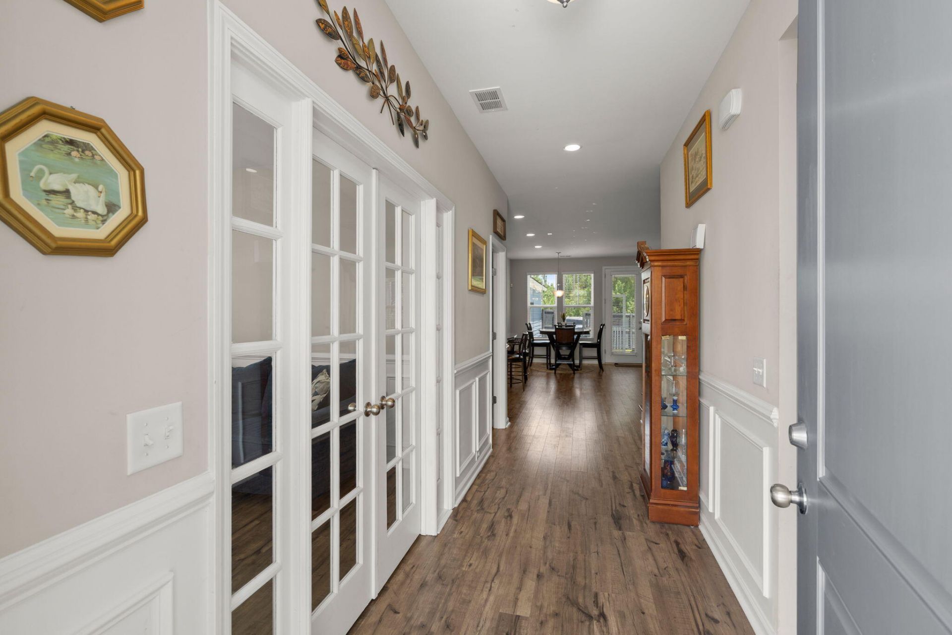 352 Parish Farms Drive Photo 4