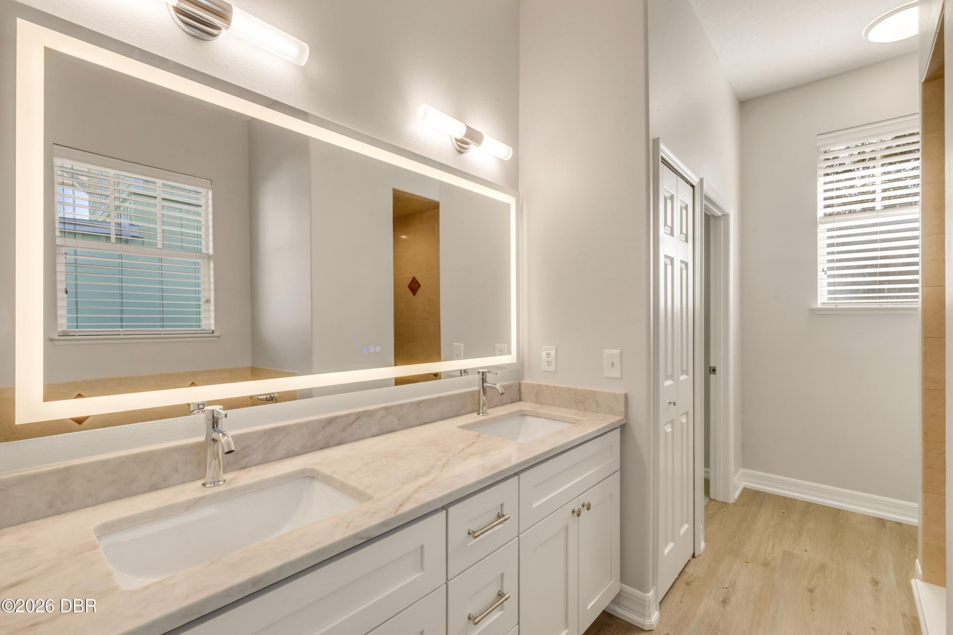 410 S Peninsula Avenue, New Smyrna Beach, FL 32169 Photo