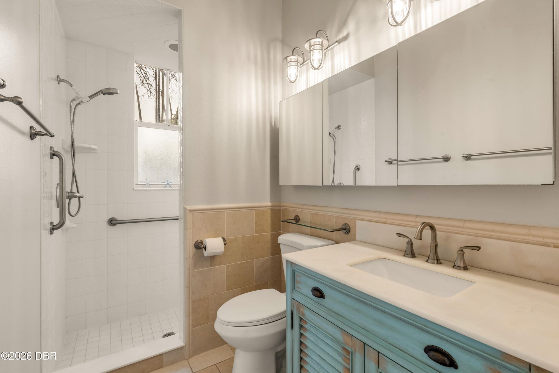 410 S Peninsula Avenue, New Smyrna Beach, FL 32169 Photo