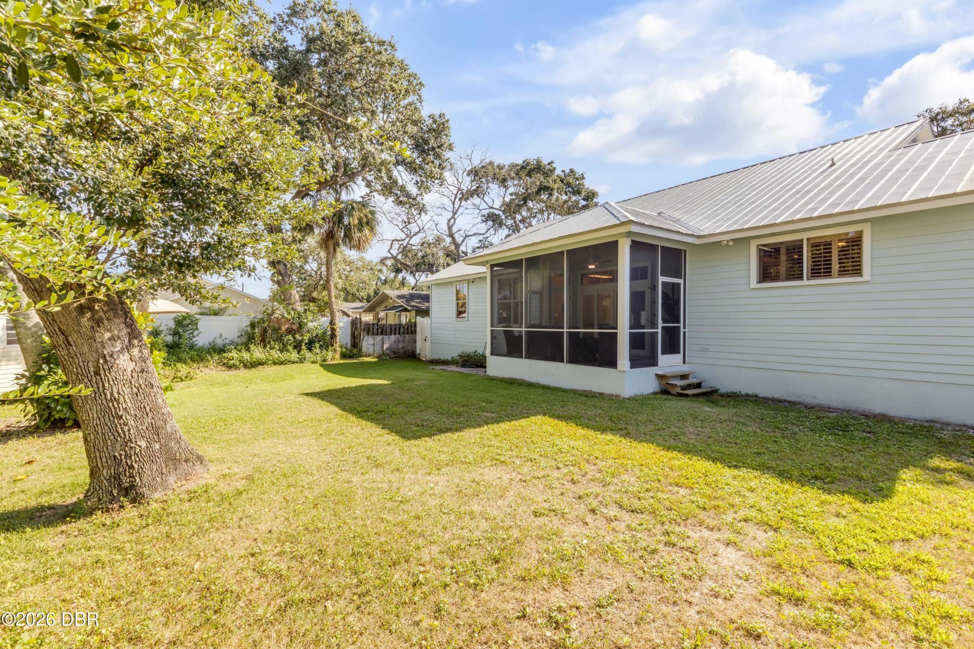 410 S Peninsula Avenue, New Smyrna Beach, FL 32169 Photo