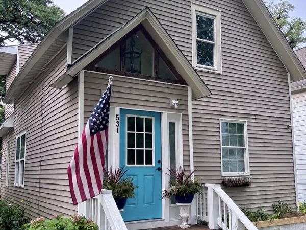 531 Winchester Avenue, St. Joseph, MI 49085