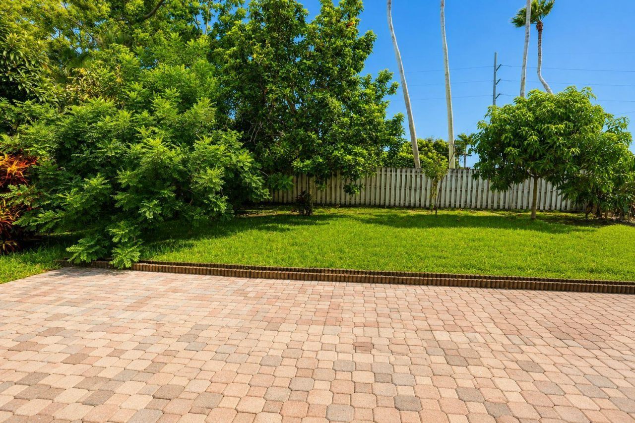 7606 Briar Cliff Circle, Lake Worth, FL 33467 Photo
