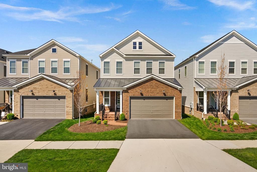 23641 Kinston Ferry Terrace, Ashburn, VA 20148 Main Photo