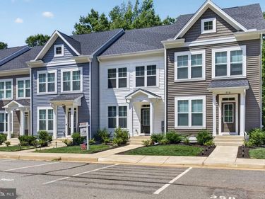 360 LAKE FRONT DRIVE, Unit J002, MINERAL, VA 23117