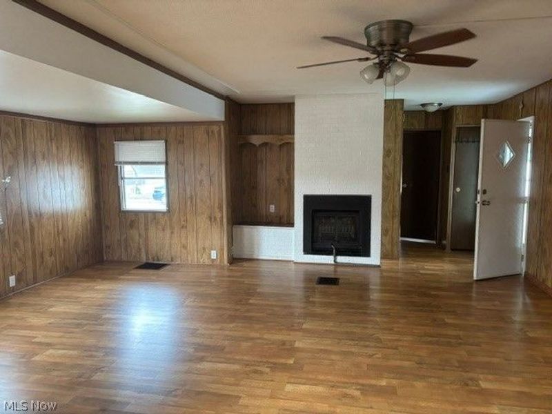 230 Windchaser Lane SE, New Philadelphia, OH 44663 Photo 9