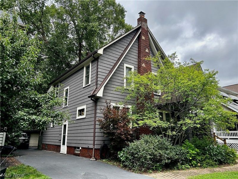 3887 Northampton Road, Cleveland Heights, OH 44121 Photo 1