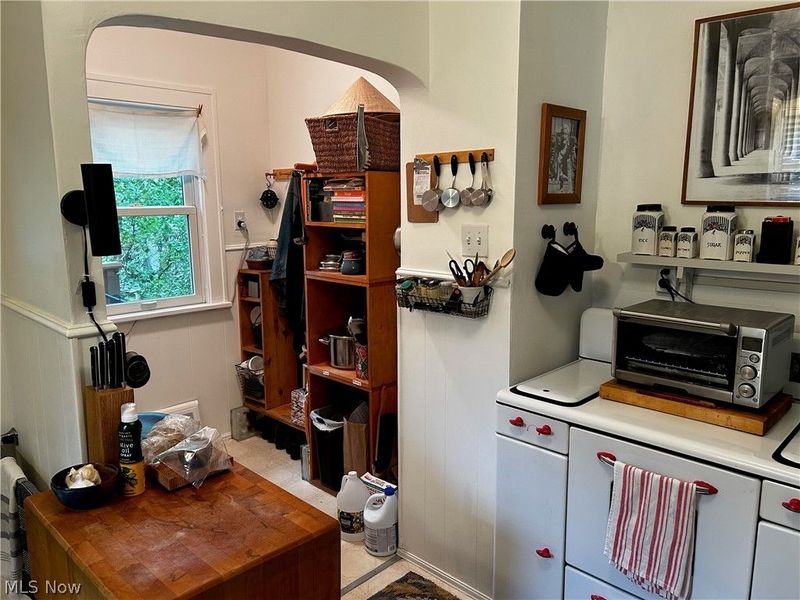 3887 Northampton Road, Cleveland Heights, OH 44121 Photo 10