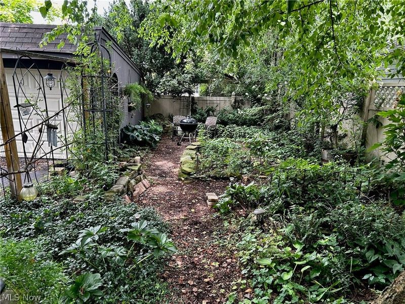 3887 Northampton Road, Cleveland Heights, OH 44121 Photo 30