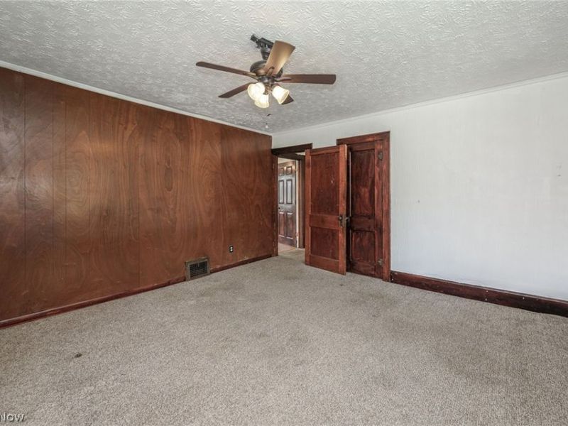 9408 Tallmadge Road, Diamond, OH 44412 Photo 15