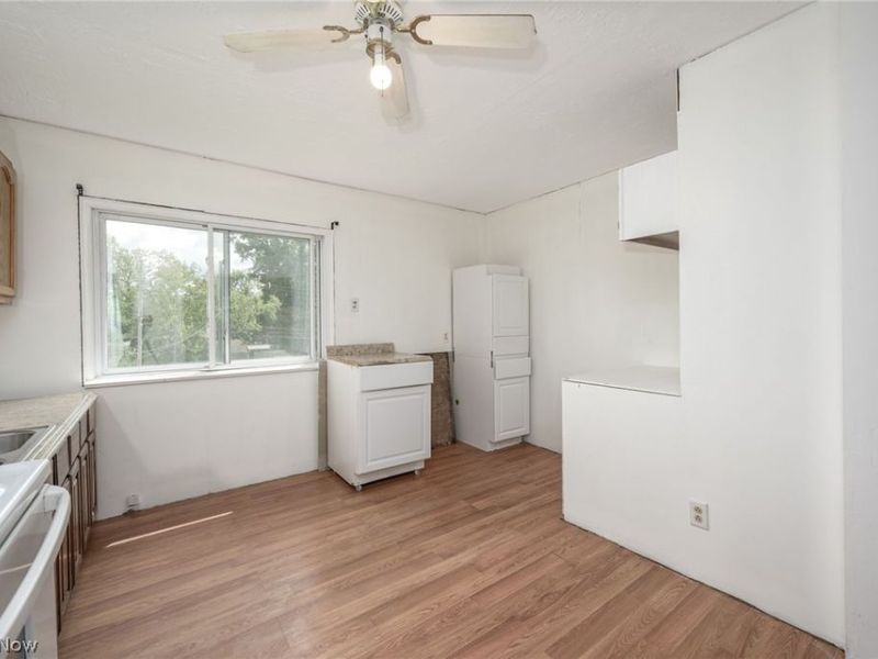 9408 Tallmadge Road, Diamond, OH 44412 Photo 17