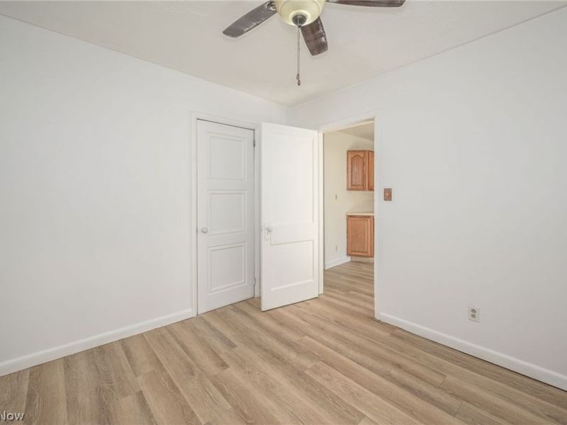 9408 Tallmadge Road, Diamond, OH 44412 Photo 23