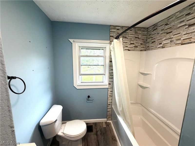 9408 Tallmadge Road, Diamond, OH 44412 Photo 28