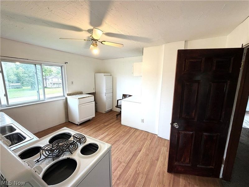 9408 Tallmadge Road, Diamond, OH 44412 Photo 31