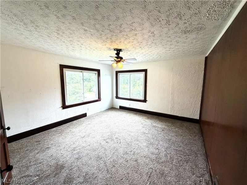 9408 Tallmadge Road, Diamond, OH 44412 Photo 34