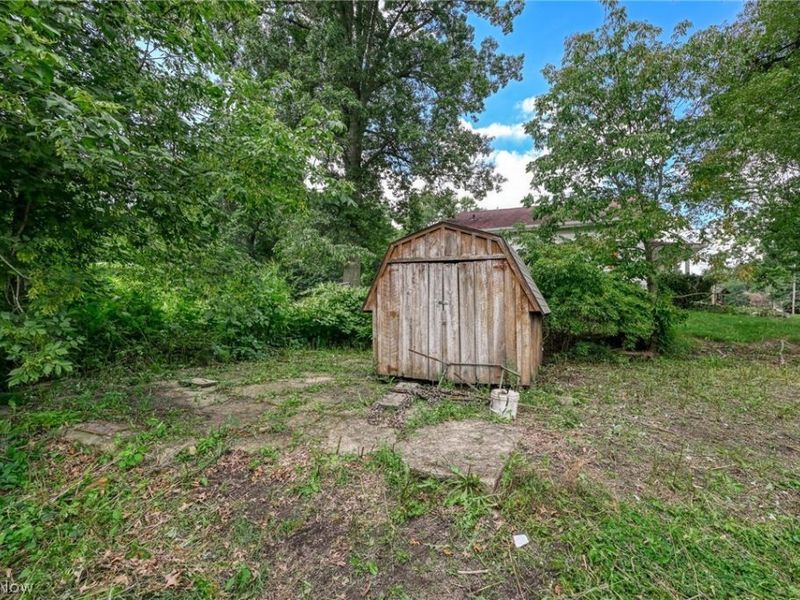 9408 Tallmadge Road, Diamond, OH 44412 Photo 35