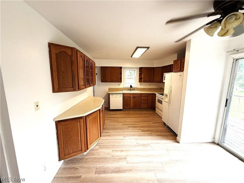9408 Tallmadge Road, Diamond, OH 44412 Photo 36