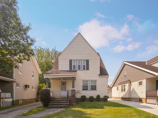 13521 West Avenue, Cleveland, OH 44111
