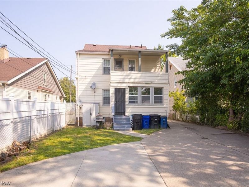 13521 West Avenue, Cleveland, OH 44111 Photo 3