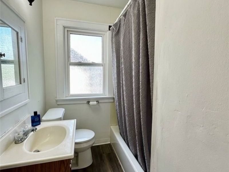 13521 West Avenue, Cleveland, OH 44111 Photo 5