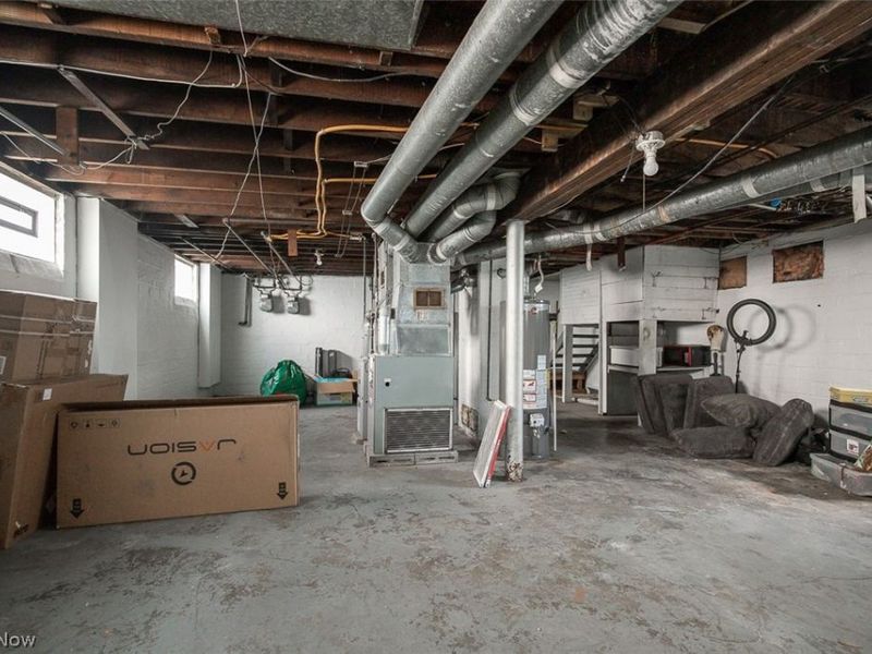 13521 West Avenue, Cleveland, OH 44111 Photo 6