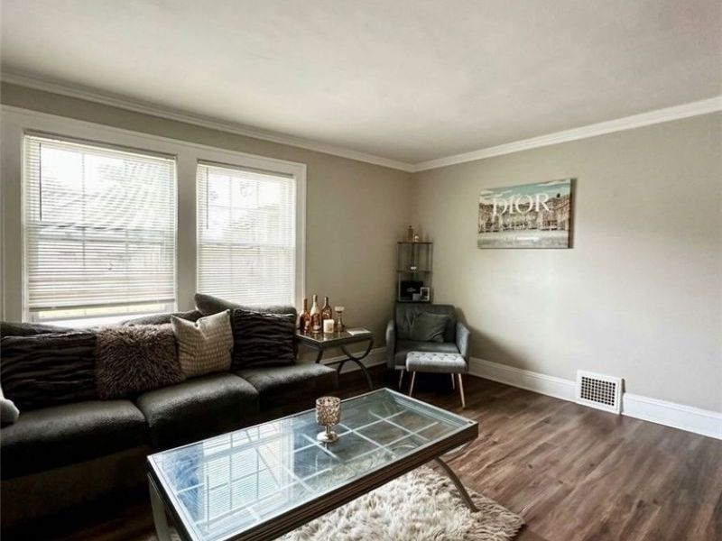 13521 West Avenue, Cleveland, OH 44111 Photo 9